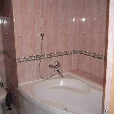 Apartment Mayakovskogo Center Aparts Odesa